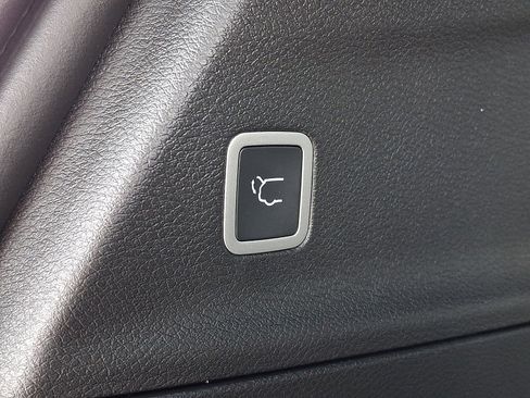 New 2026 Chrysler Pacifica Select image 22