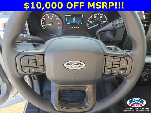 New 2025 Ford F250 XL w/ XL Chrome Package image 10