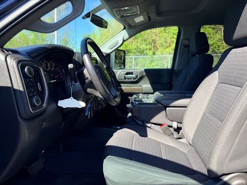Used 2023 Chevrolet Silverado 2500 LT AWD/4WD image 6