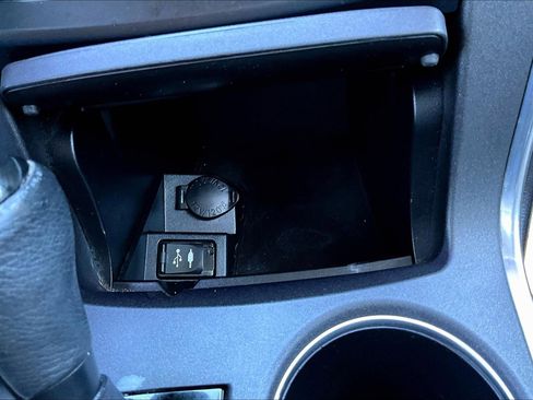 Used 2016 Toyota Camry SE w/ Moonroof Package image 24