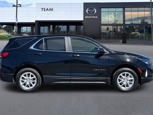 Used 2024 Chevrolet Equinox LT AWD/4WD image 3