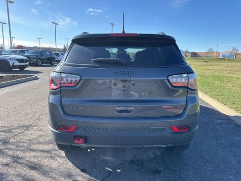 Used 2024 Jeep Compass Trailhawk w/ Trailhawk Convenience Group image 10