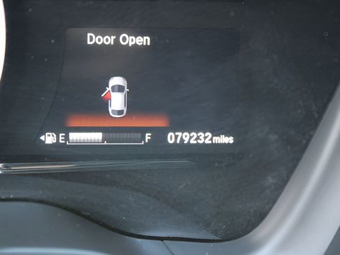 Used 2019 Honda HR-V EX-L image 12