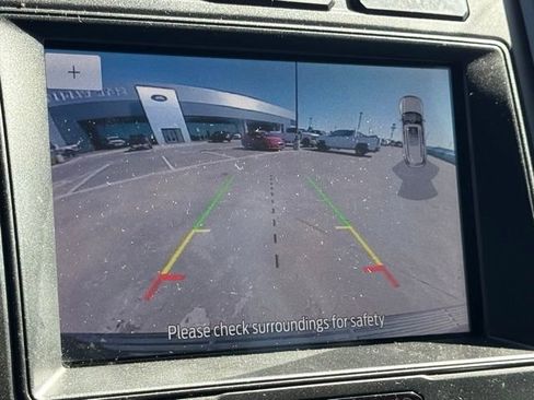Used 2020 Ford Expedition XLT w/ Equipment Group 202A AWD/4WD image 23