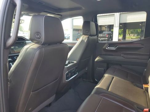 Used 2024 GMC Sierra 1500 Denali AWD/4WD image 10