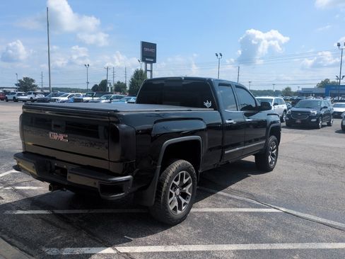 Used 2016 GMC Sierra 1500 SLT w/ All-Terrain Package AWD/4WD image 5