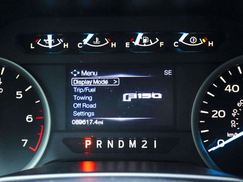 Used 2016 Ford F150 XLT w/ Equipment Group 302A Luxury image 24