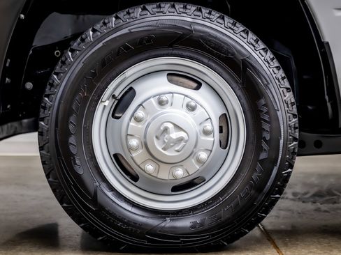 Used 2024 RAM 3500 Tradesman w/ Safety Group image 36