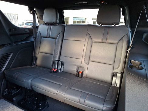 Used 2023 Chevrolet Tahoe RST image 11