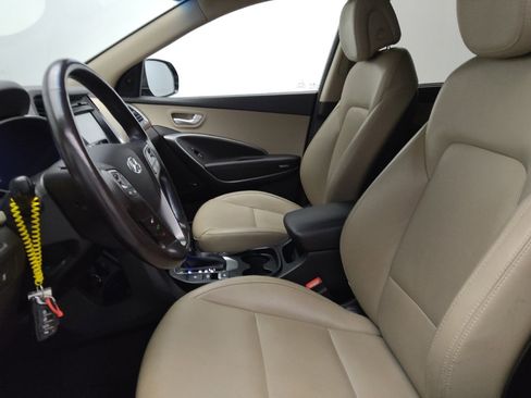 Used 2018 Hyundai Santa Fe Limited image 17