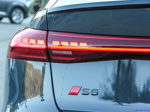 New 2025 Audi S6 e-tron Premium Plus image 11