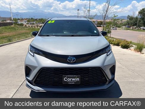 Used 2025 Toyota Sienna XSE AWD/4WD image 2