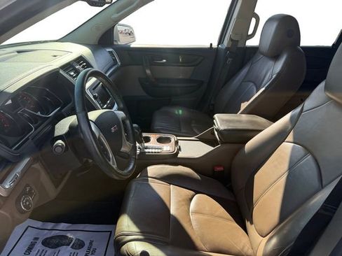 Used 2017 GMC Acadia Limited SLT image 10