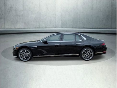 Used 2024 Genesis G90 3.5T AWD/4WD image 2