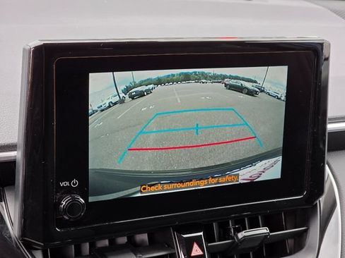 Used 2024 Toyota Corolla Cross LE w/ Moonroof Package AWD/4WD image 31