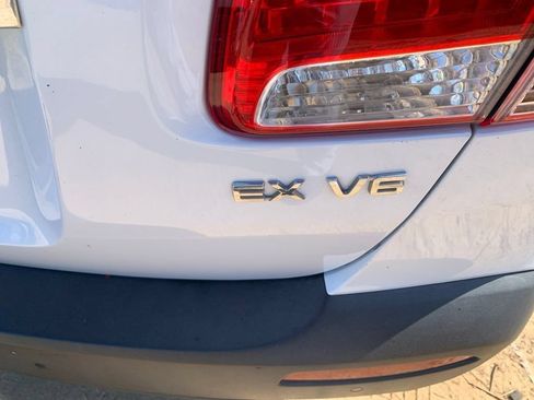 Used 2011 Kia Sorento EX w/ Premium Pkg FWD image 7