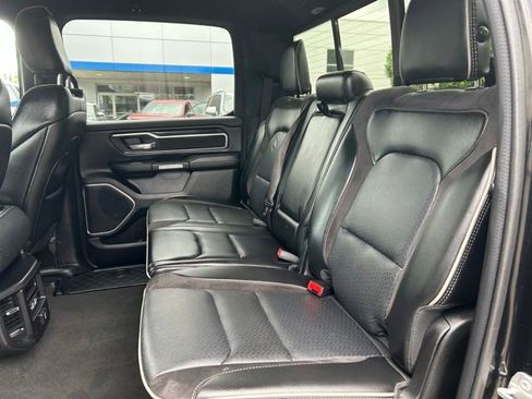 Used 2023 RAM 1500 Laramie AWD/4WD image 12