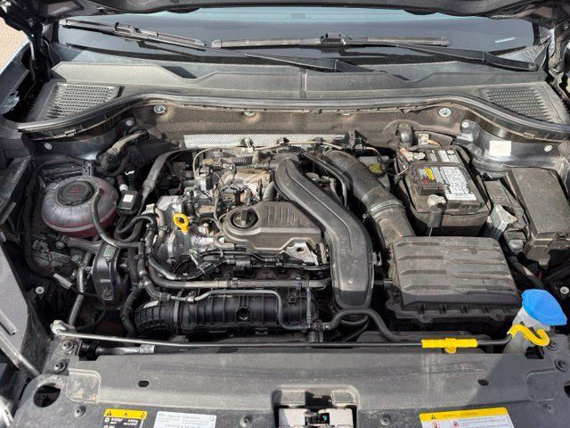Used 2022 Volkswagen Taos SE FWD image 39
