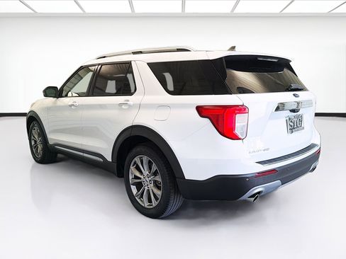 Used 2022 Ford Explorer Limited w/ Equipment Group 301A RWD image 6