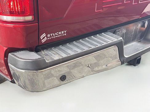 Used 2018 Ford F150 XLT w/ Equipment Group 302A Luxury AWD/4WD image 40
