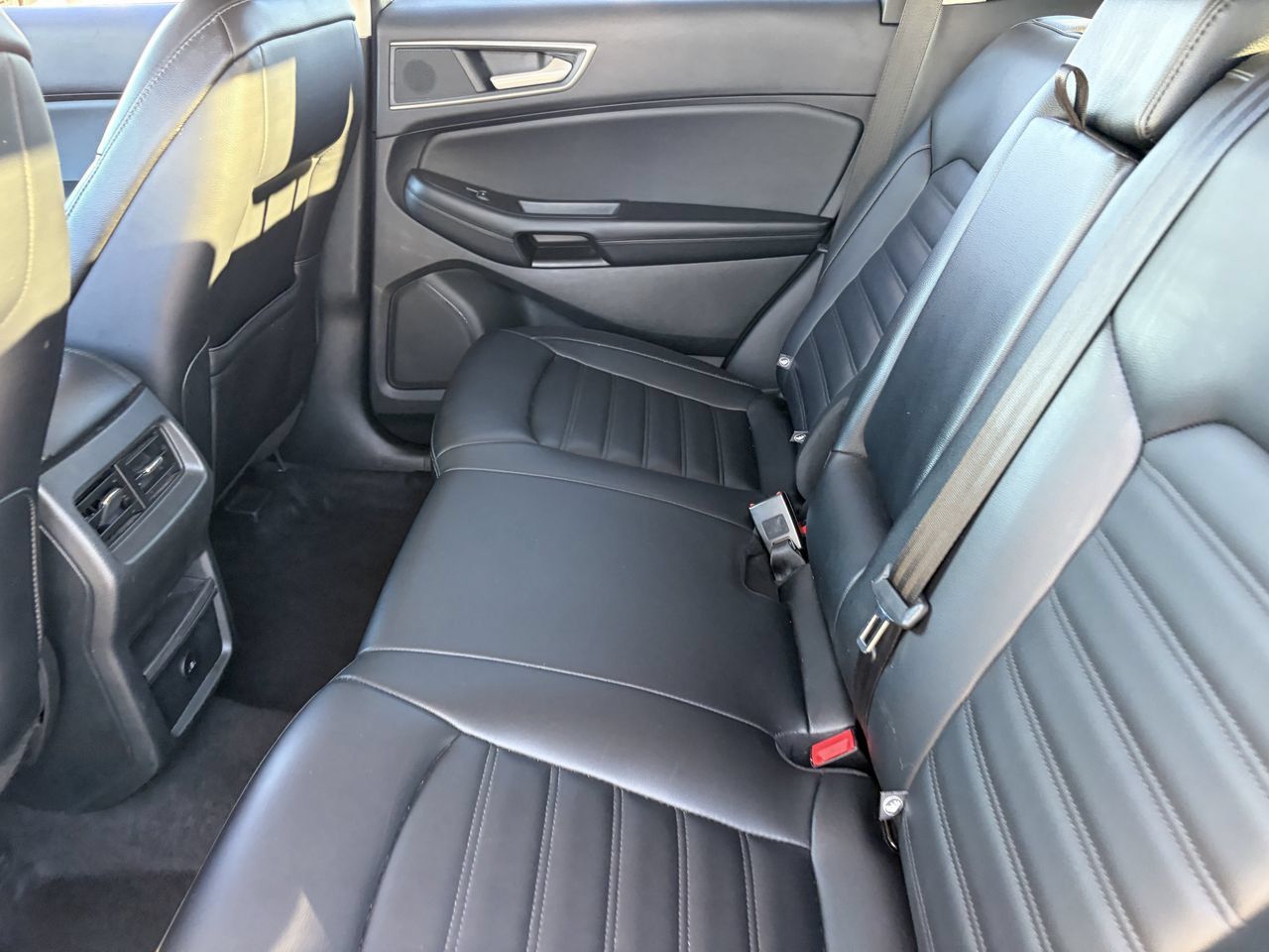 Used 2024 Ford Edge SEL AWD/4WD image 14