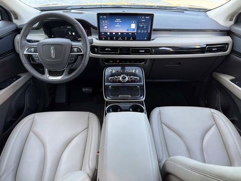 Certified 2022 Lincoln Nautilus FWD w/ Premium Package image 26