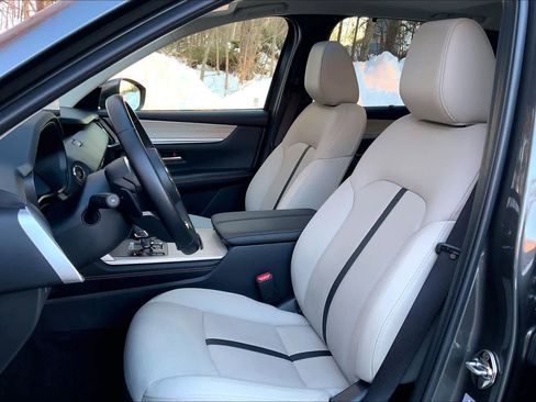 Used 2025 MAZDA CX-90 3.3 Turbo w/ Preferred Package image 9