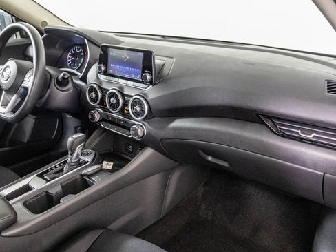 Used 2020 Nissan Sentra S image 43