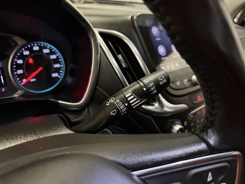 Used 2020 Chevrolet Equinox Premier w/ Premier Redline Edition FWD image 24
