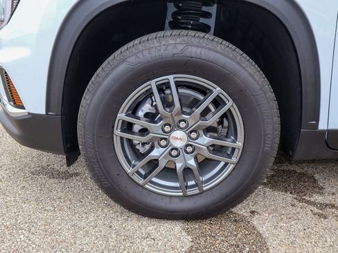 New 2026 GMC Acadia Elevation w/ LPO, Floor Liner Package AWD/4WD image 39