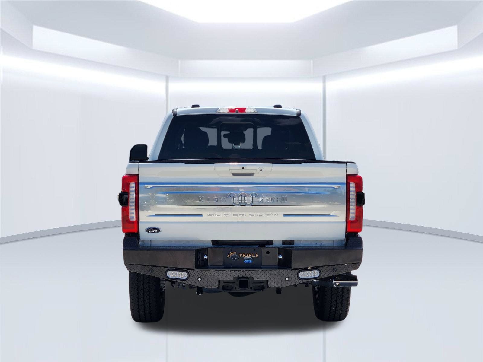 New 2026 Ford F250 King Ranch w/ Chrome Package AWD/4WD image 11