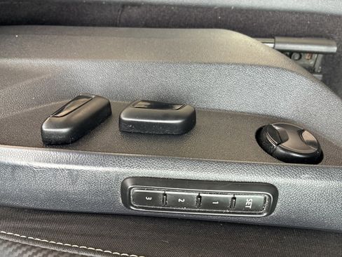 Used 2021 Volkswagen Atlas Cross Sport SEL image 6