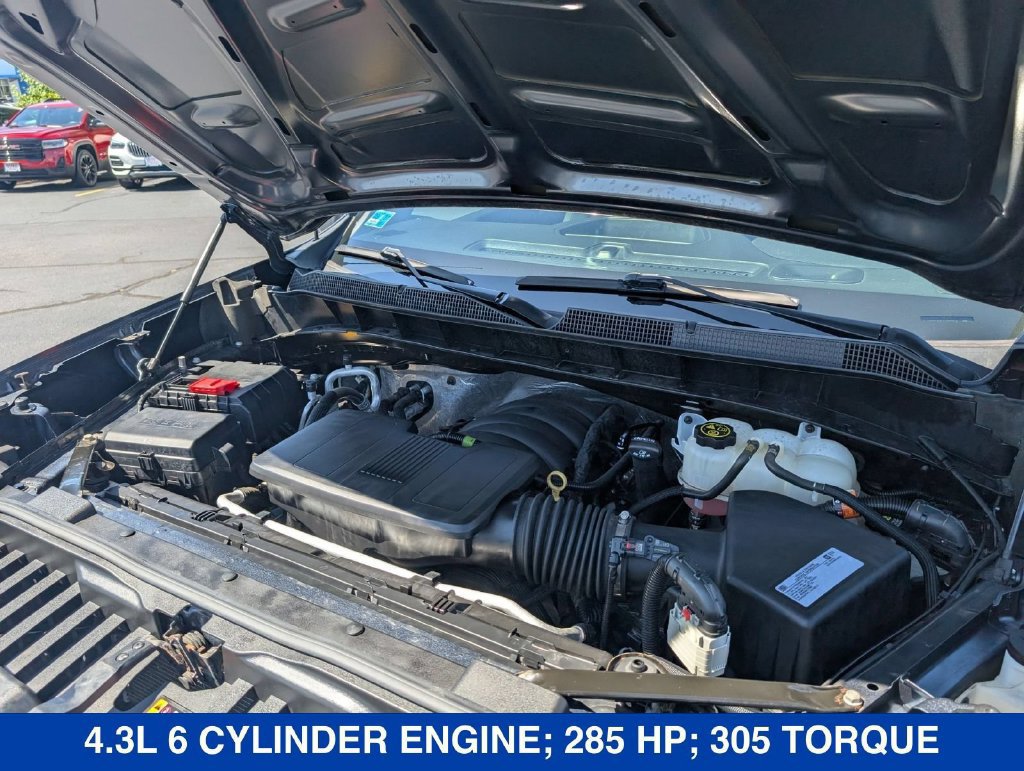 Used 2021 Chevrolet Silverado 1500 Custom Trail Boss w/ Safety Confidence Package AWD/4WD image 33