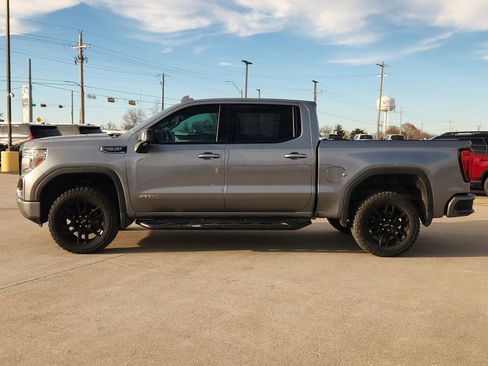 Used 2019 GMC Sierra 1500 AT4 w/ AT4 Premium Package image 3