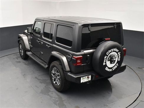 Used 2024 Jeep Wrangler Sahara w/ Technology Group image 16