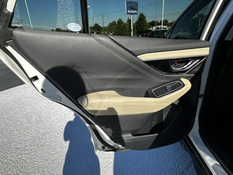 Certified 2021 Subaru Outback Limited AWD/4WD image 11