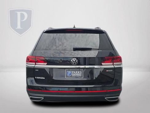Used 2022 Volkswagen Atlas SE image 7