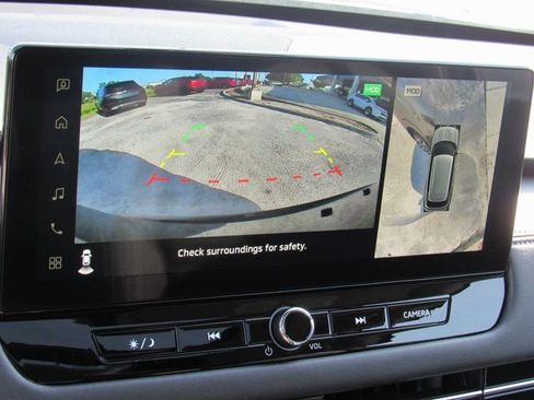 New 2025 Mitsubishi Outlander SE FWD image 18