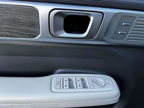 Used 2024 Hyundai Santa Fe Calligraphy FWD image 20