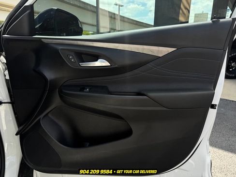 Used 2025 Buick Envista Sport Touring w/ Convenience I Package FWD image 27