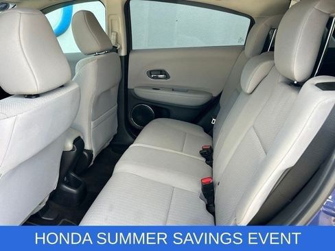 Used 2017 Honda HR-V EX image 9
