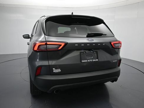Used 2025 Ford Escape ST-Line Select AWD/4WD image 23