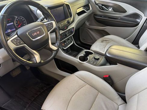 Used 2019 GMC Terrain SLT w/ Infotainment Package II AWD/4WD image 10