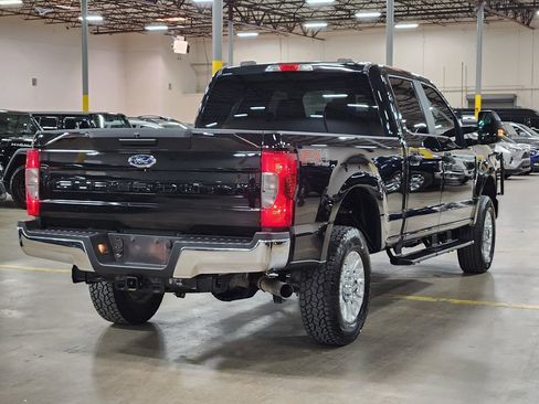 Used 2022 Ford F250 XL w/ STX Appearance Package image 8