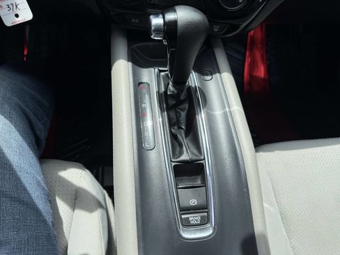 Used 2022 Honda HR-V LX image 34