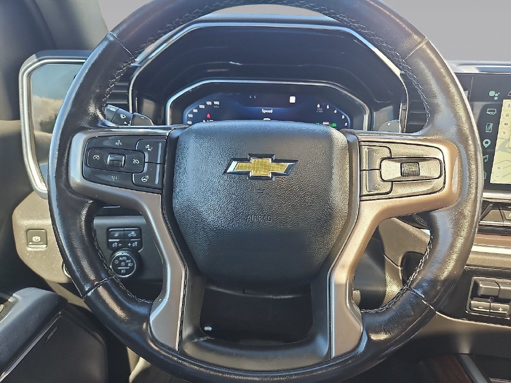 Used 2022 Chevrolet Silverado 1500 High Country w/ High Country Premium Package AWD/4WD image 19