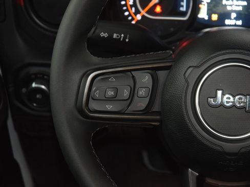 Used 2026 Jeep Wrangler Unlimited Rubicon AWD/4WD image 45