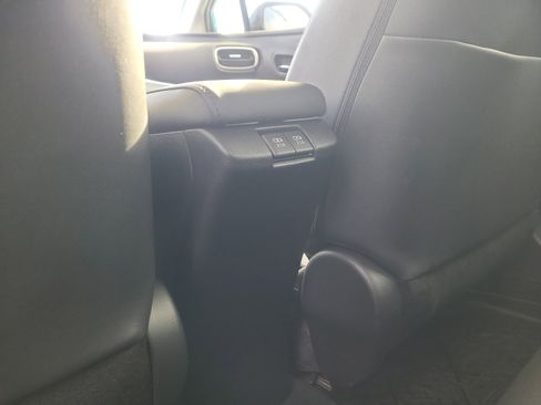 Used 2020 Toyota Prius Prime Limited image 32