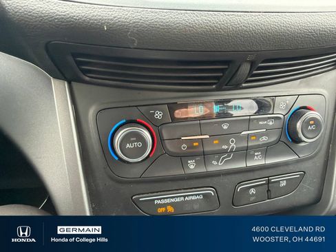 Used 2017 Ford Escape SE w/ Equipment Group 201A FWD image 20