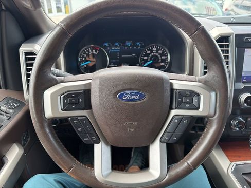 Used 2019 Ford F150 King Ranch w/ Equipment Group 601A Luxury AWD/4WD image 20